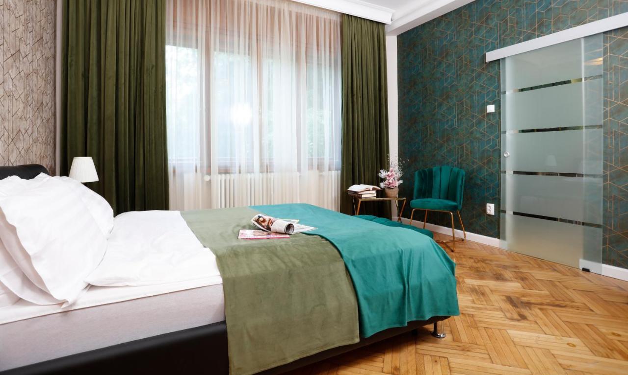 Grand Phillip Cismigiu Park Downtown Bucharest Apartman Kültér fotó