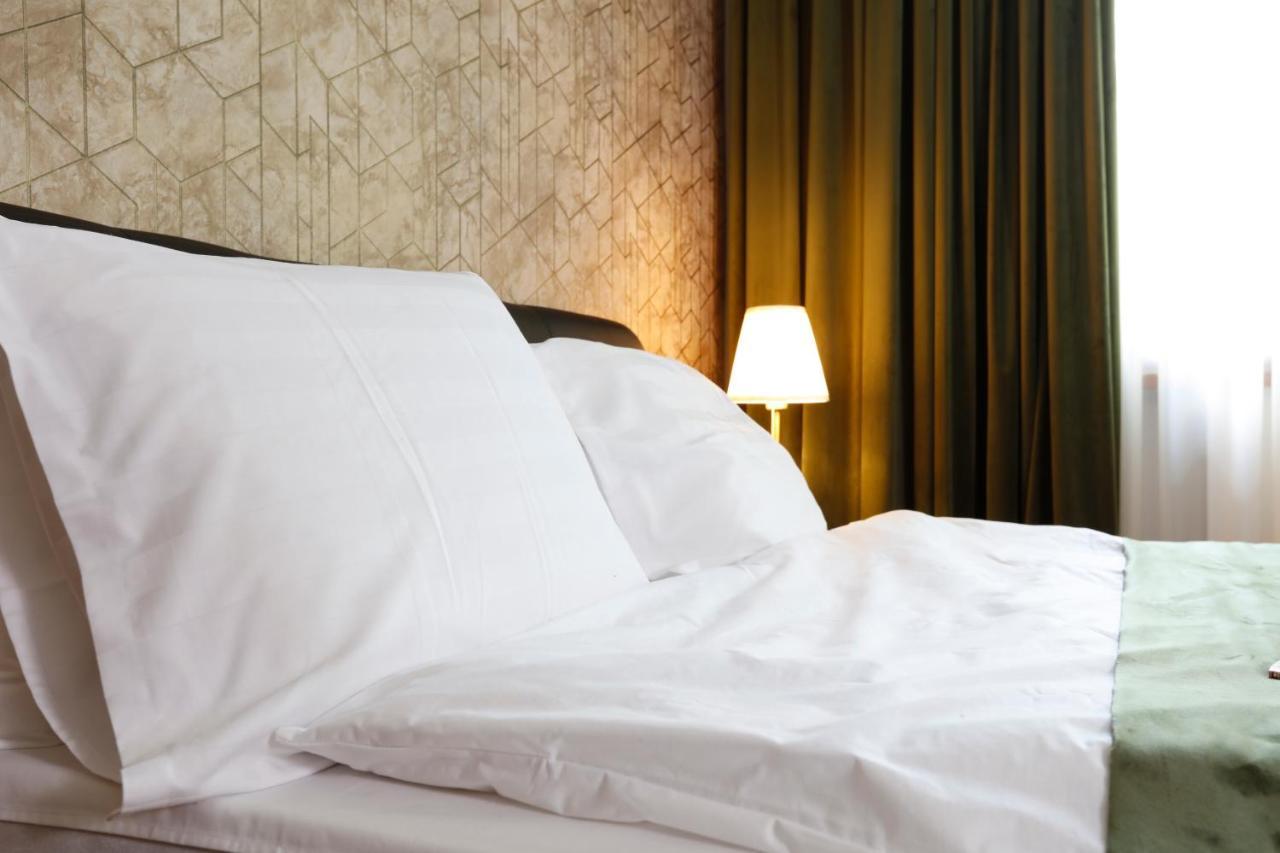 Grand Phillip Cismigiu Park Downtown Bucharest Apartman Kültér fotó