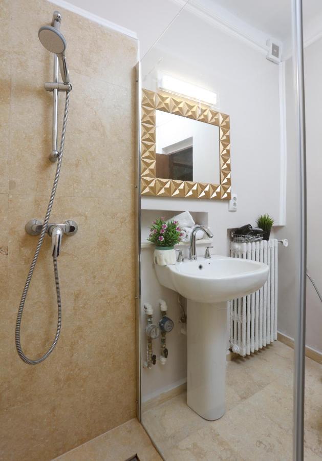 Grand Phillip Cismigiu Park Downtown Bucharest Apartman Kültér fotó